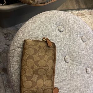 Authentic Coach two zipper medium wristlet